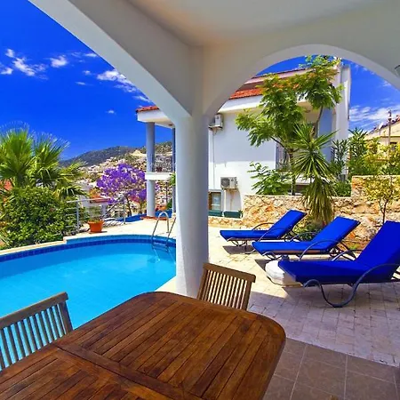 Ayseguel Villa