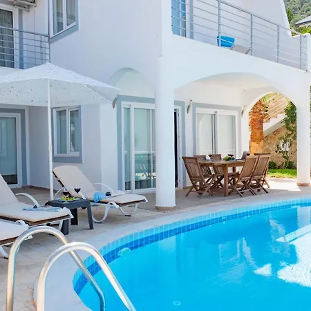 Ayseguel Villa *